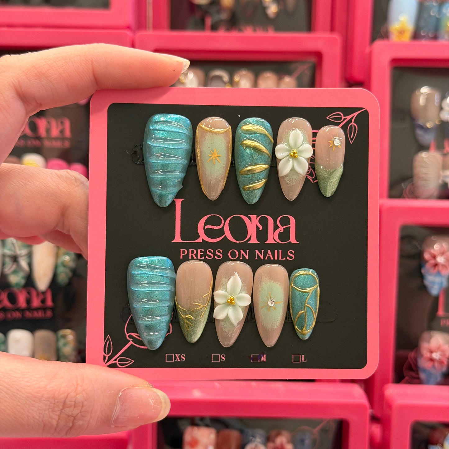 Auré Verde | Premium Press-on Nails