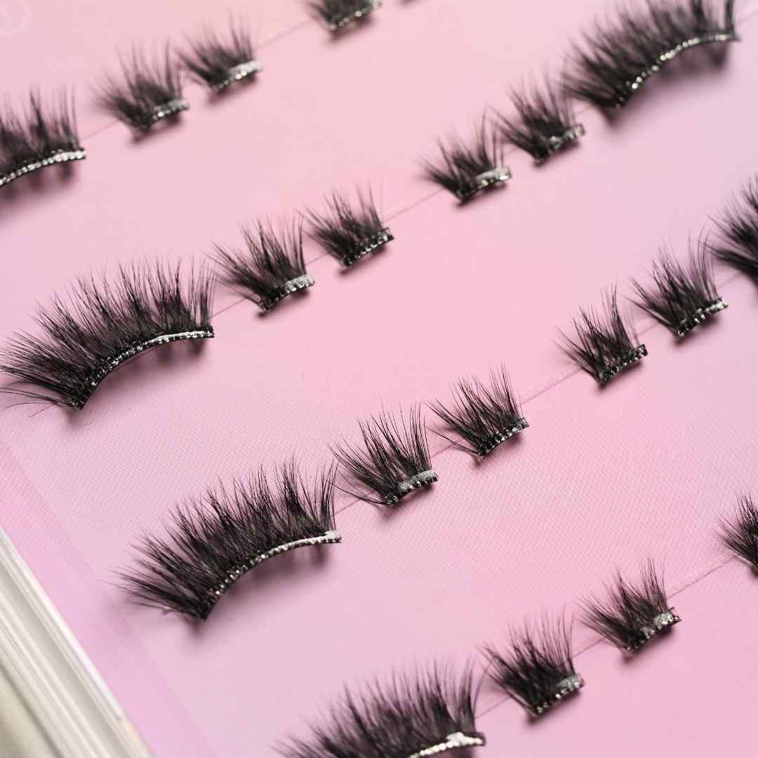 Velour | Premium Preglued Half-lash | 4-set | 5-7 Day Stay